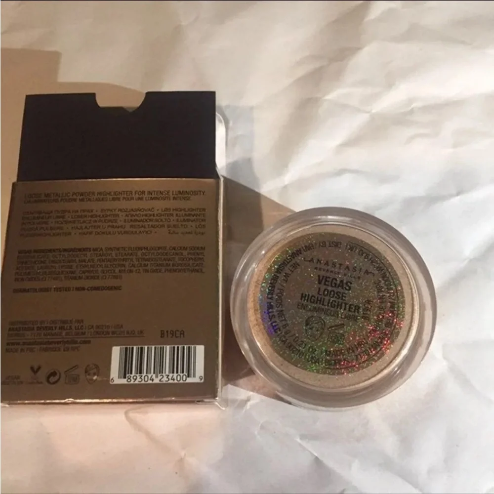 Anastasia highlighter